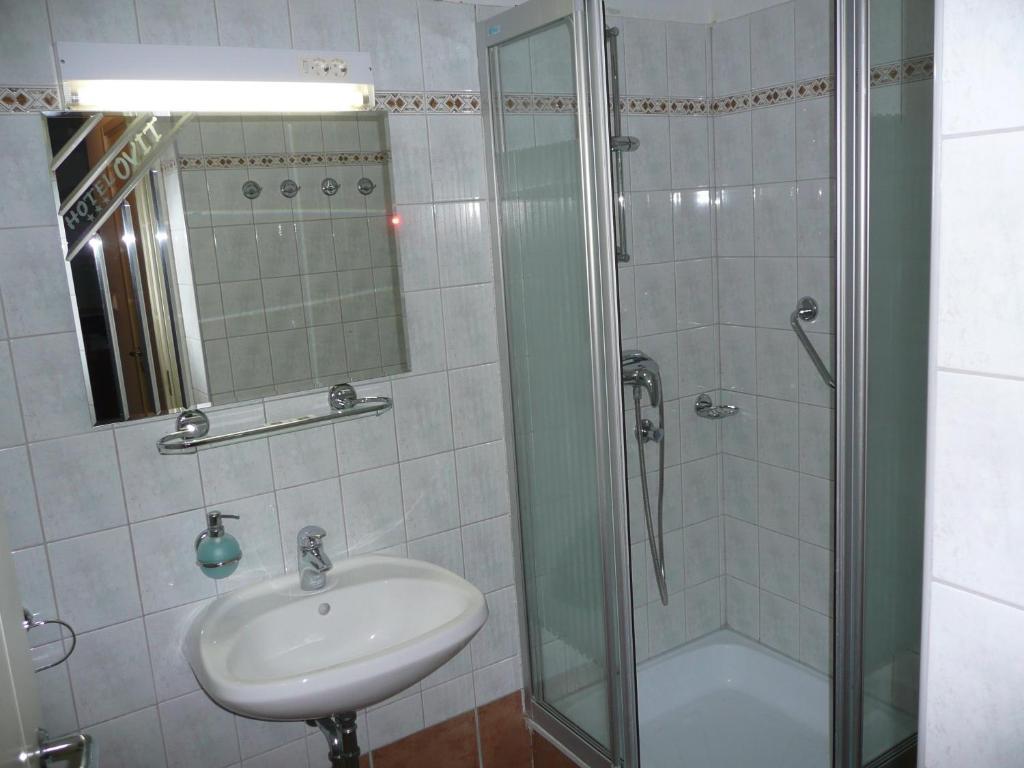 Hotel Ovit Keszthely Zimmer foto