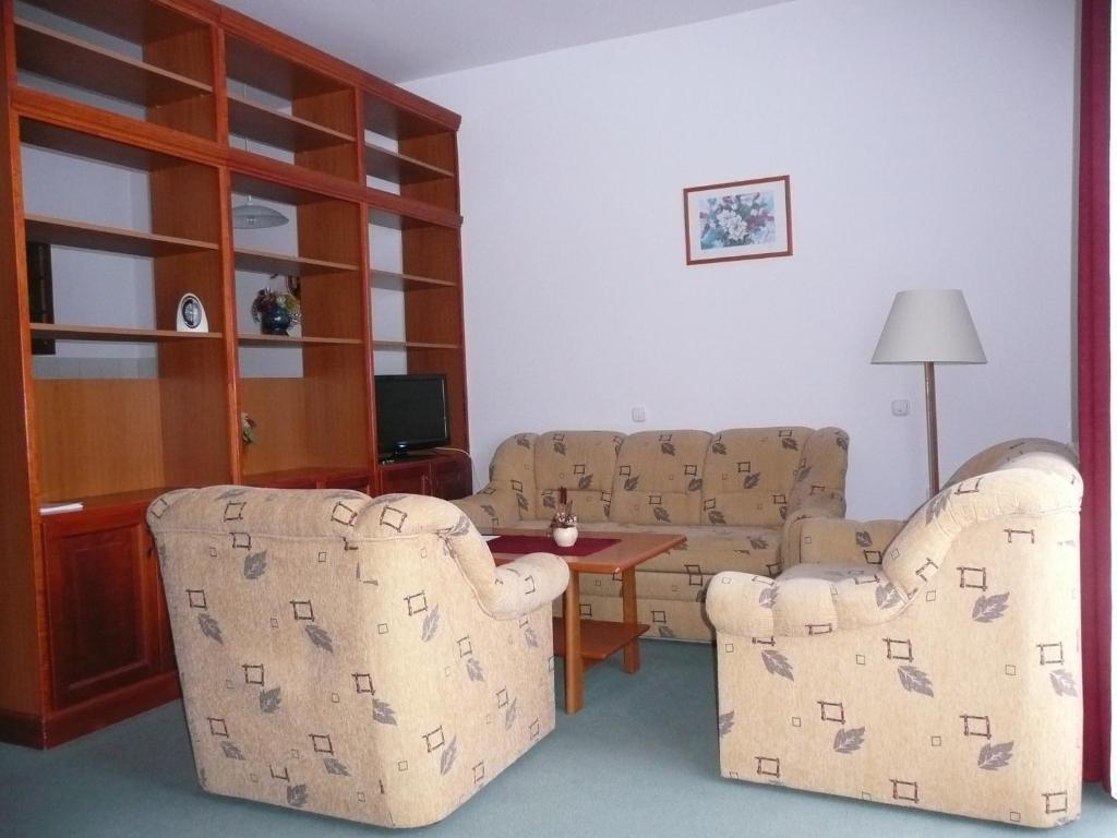 Hotel Ovit Keszthely Zimmer foto