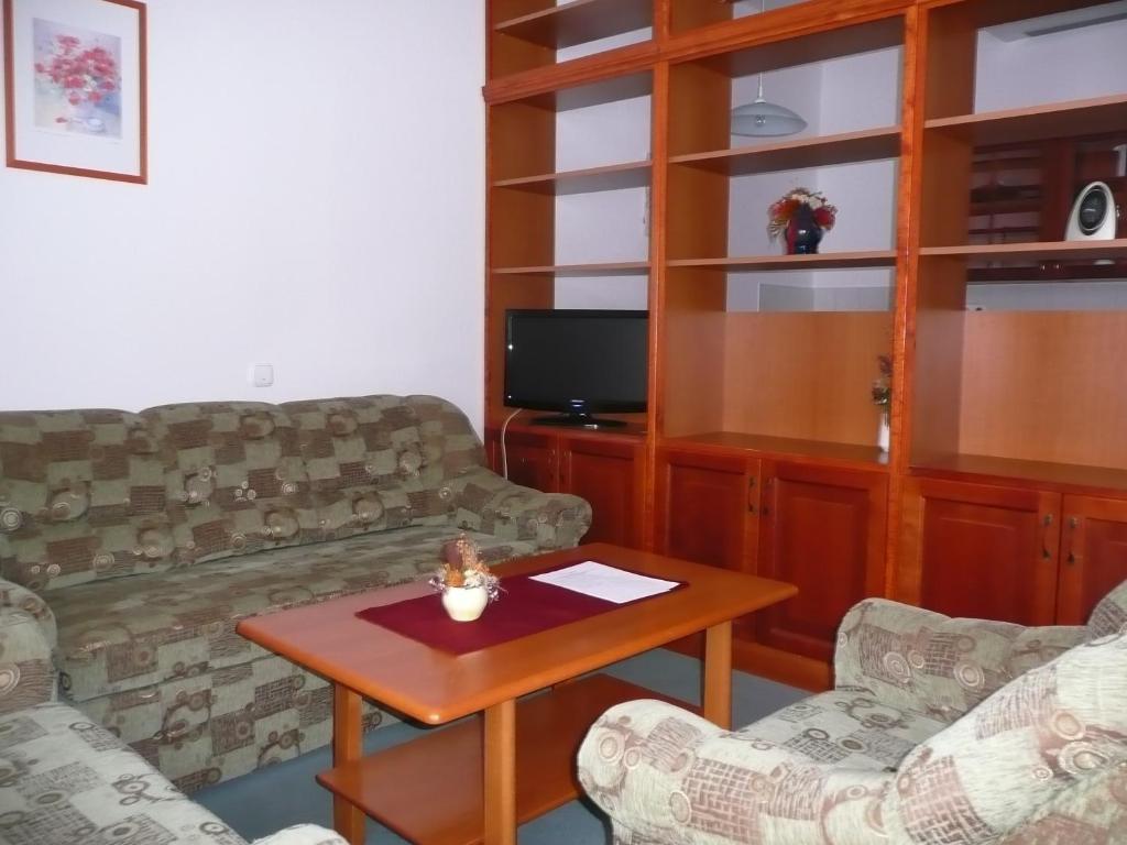 Hotel Ovit Keszthely Zimmer foto